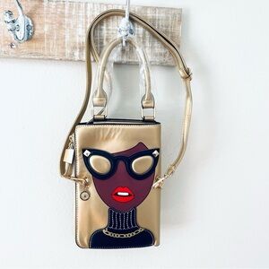 NWOT 3-D Crossbody Purse – Lady's Face with Sunglasses (Gold)